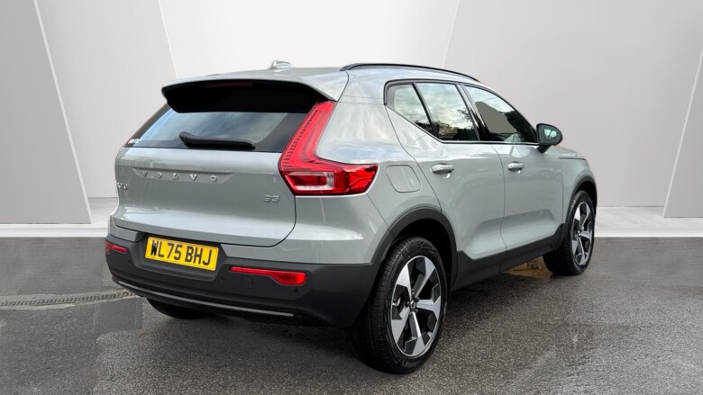 Volvo XC40 2.0 B3P Plus Dark 5dr Auto Petrol Estate